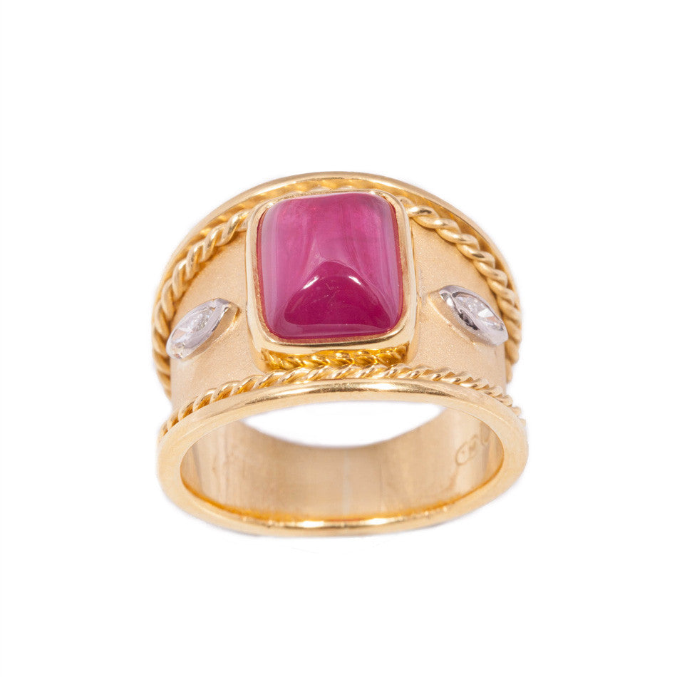 Cabachon Ruby and Diamond ring in 18ct