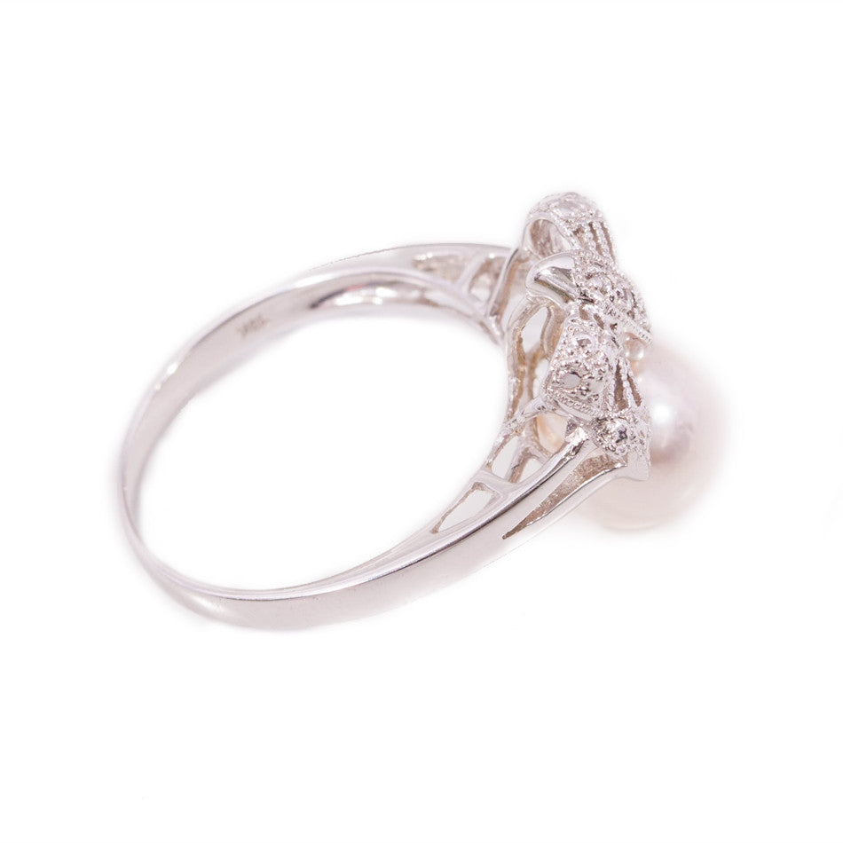 Cultured Pearl & Diamond Bow Ring in 18ct gold
