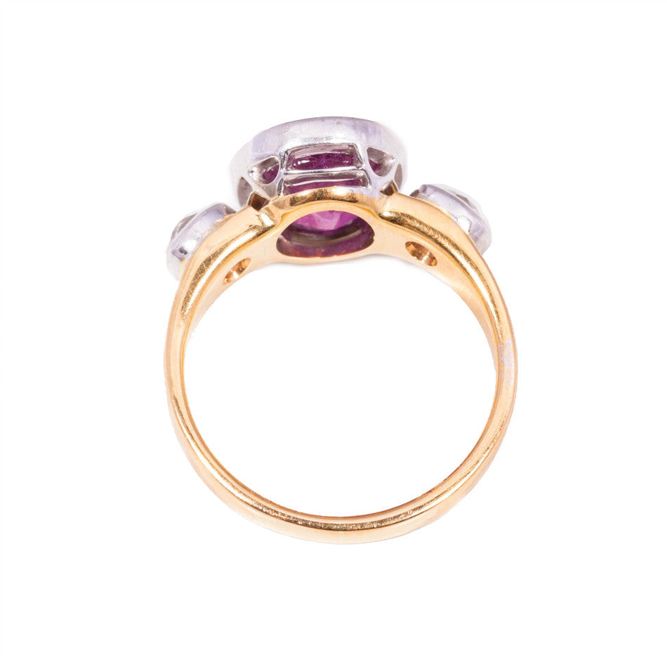 Vintage 4.50 ct Ruby & Diamond cocktail ring in 18ct yellow gold