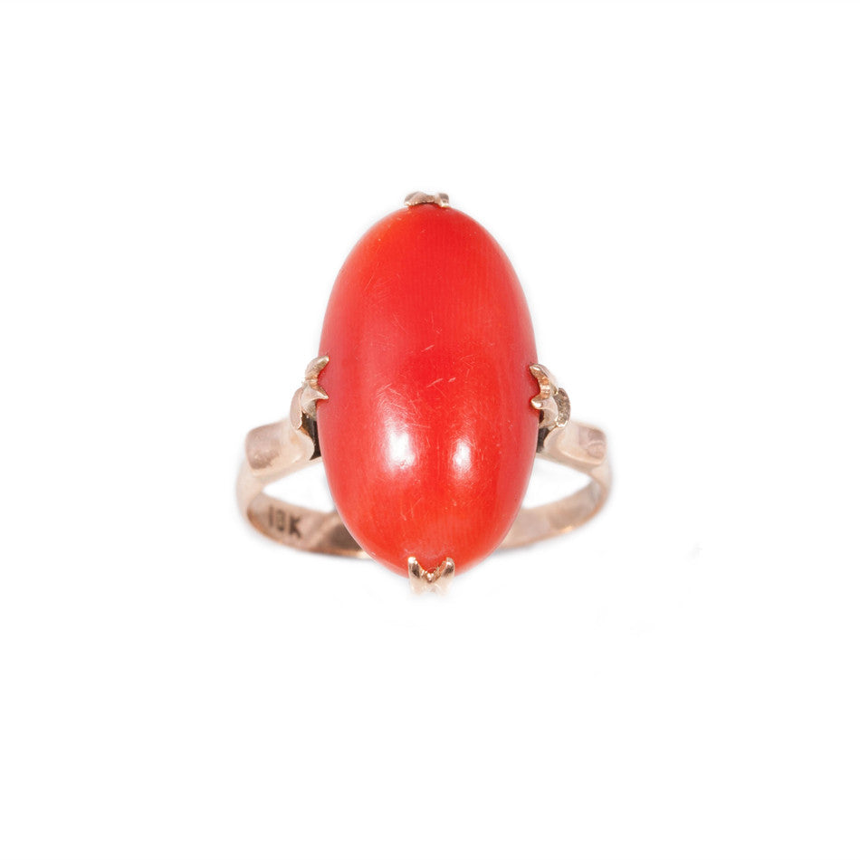 Antique Coral ring set in 18ct rose gold.