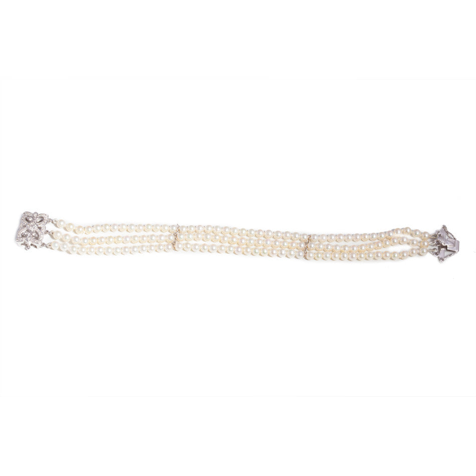 Cultured Pearl Bracelet with Diamond clasp