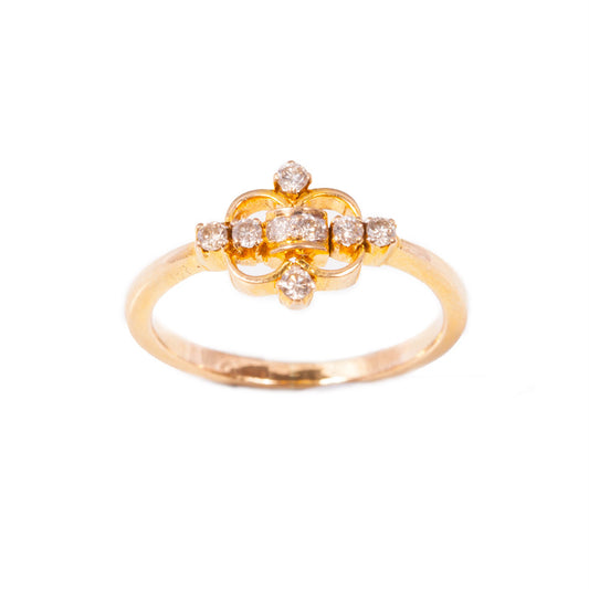 Vintage fleur de lys diamond ring in 18ct