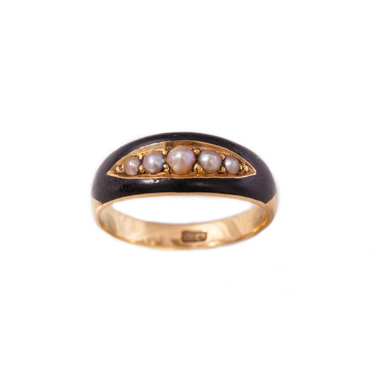 Victorian Pearl Mourning ring in 18ct