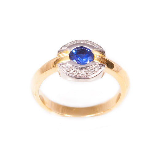 Vintage Ceylon Sapphire & Diamond ring in 18ct